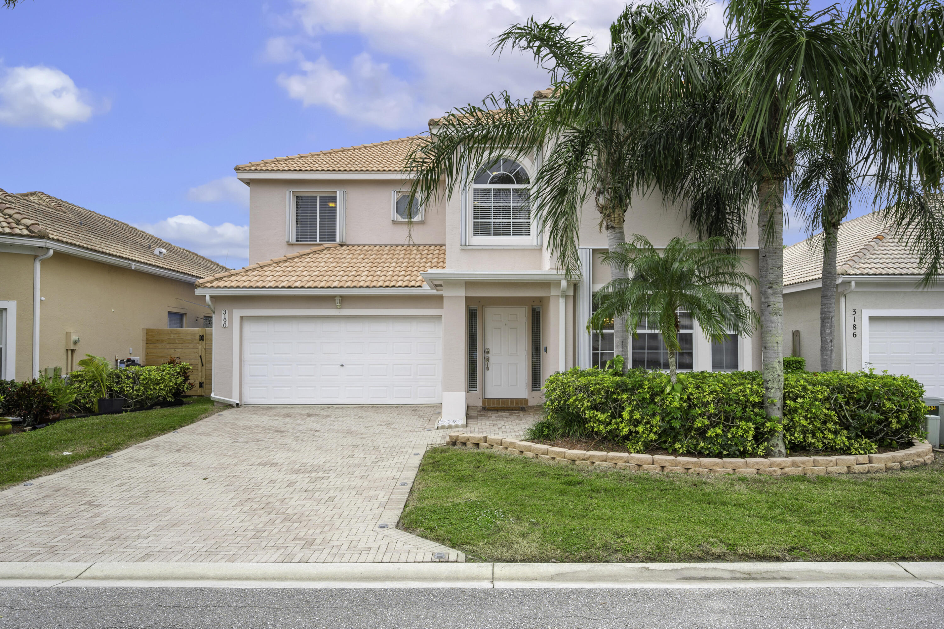 En Renta 3190 El Camino Real, West Palm Beach, FL 33409, West Palm Beach, FL 33409