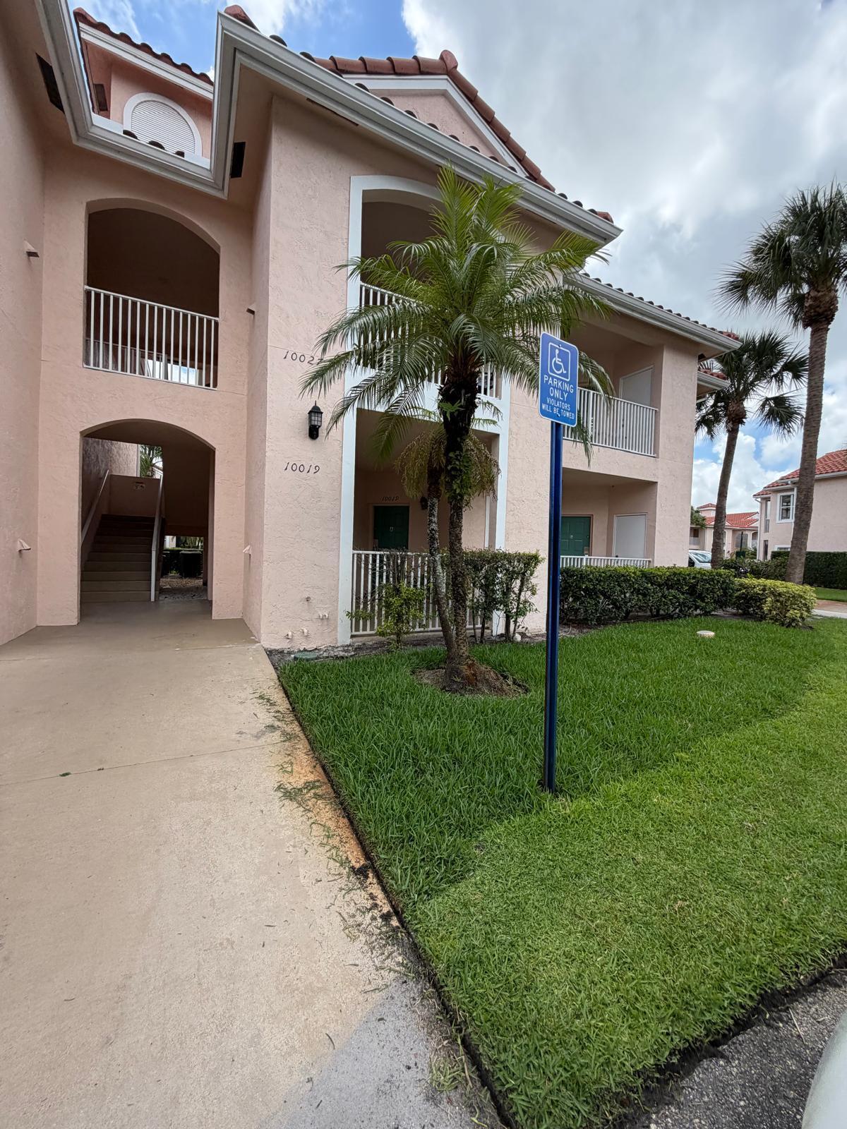Foto de propiedad en 10019 Perfect Drive, Port St. Lucie, FL 34986 Port St. Lucie con MLS# 