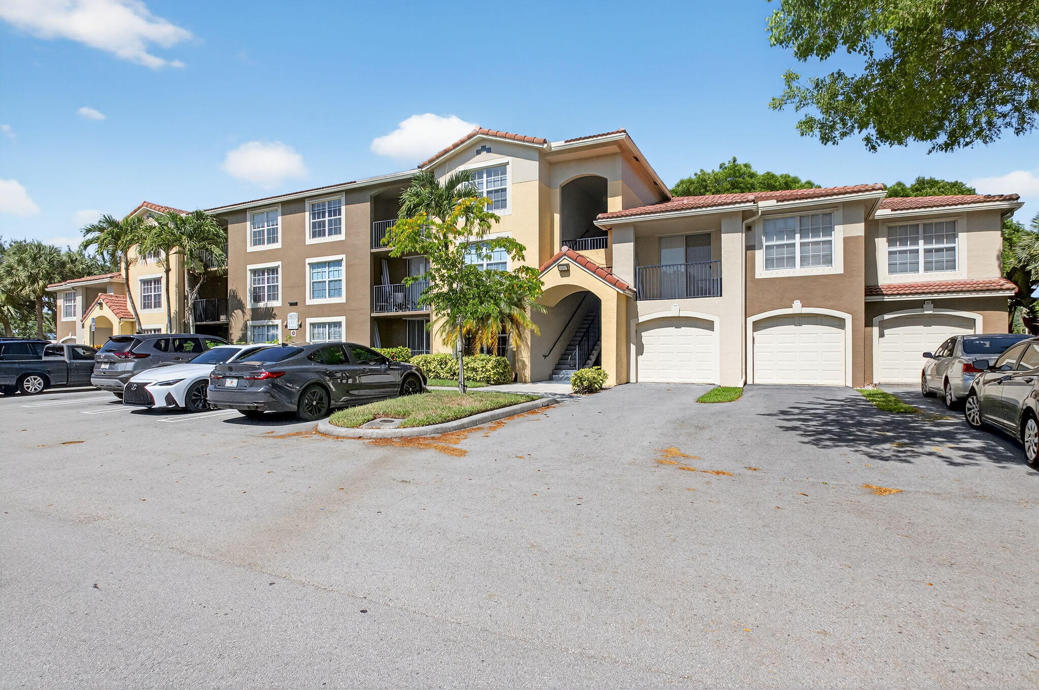 Foto de propiedad en 15035 Michelangelo Boulevard 105, Delray Beach, FL 33446 Delray Beach con MLS# 