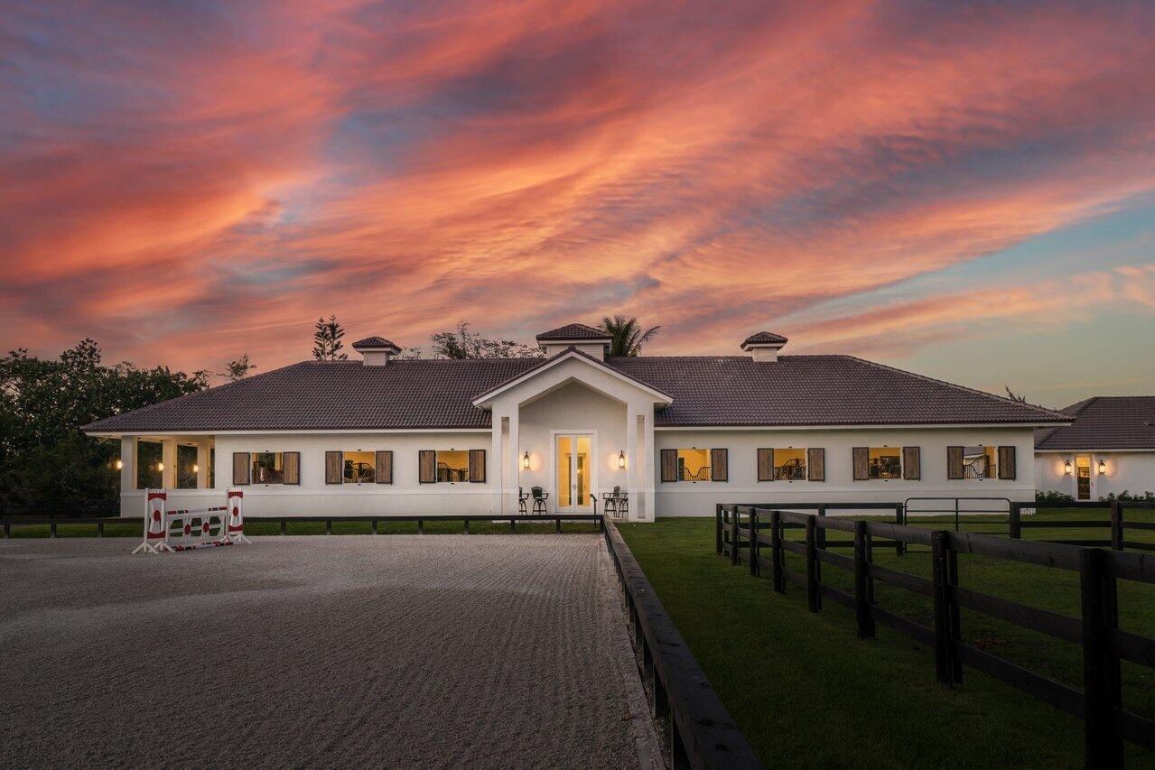 Foto de propiedad en 1382 Clydesdale Avenue, Wellington, FL 33414 Wellington con MLS# 