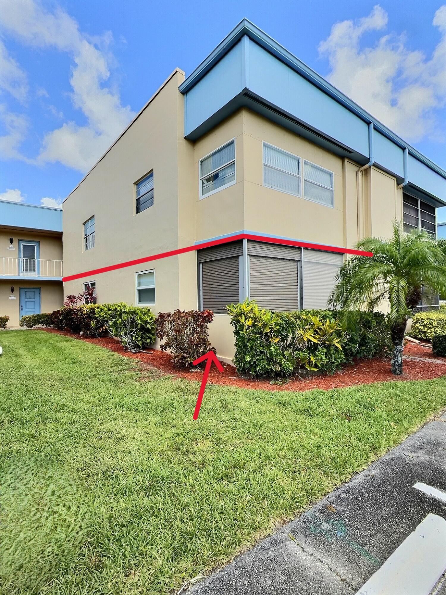 Foto de propiedad en 199 E Burgundy E, Delray Beach, FL 33484 Delray Beach con MLS# 