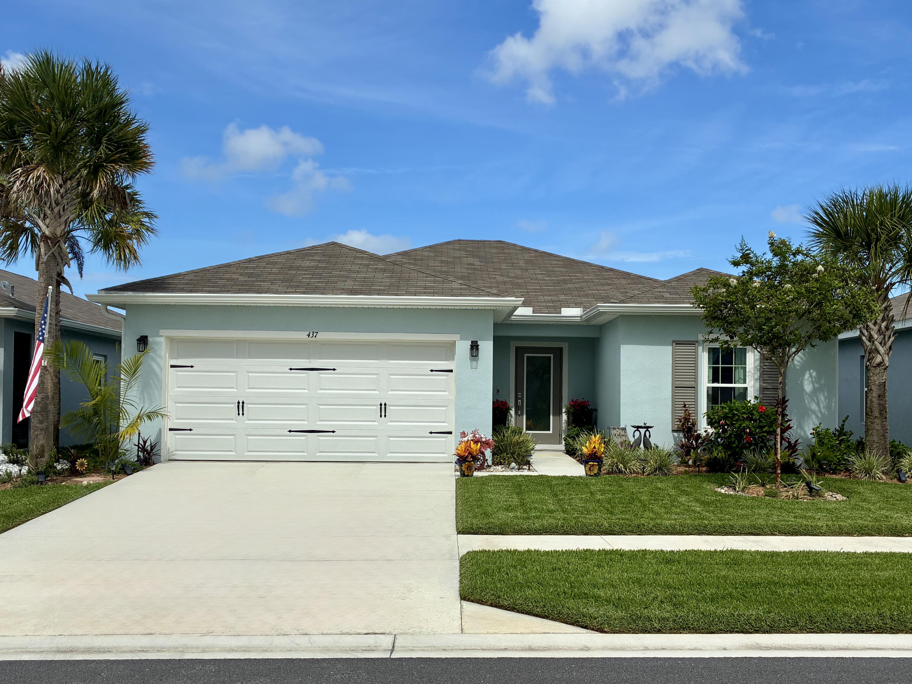 Foto de propiedad en 437 Acai Lane, Fort Pierce, FL 34981 Fort Pierce con MLS# 