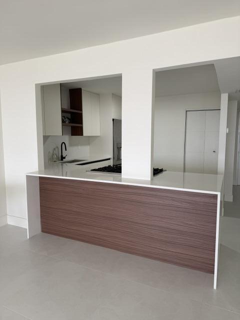 Foto de propiedad en 3140 S Ocean Drive 610, Hallandale Beach, FL 33009 Hallandale Beach con MLS# 