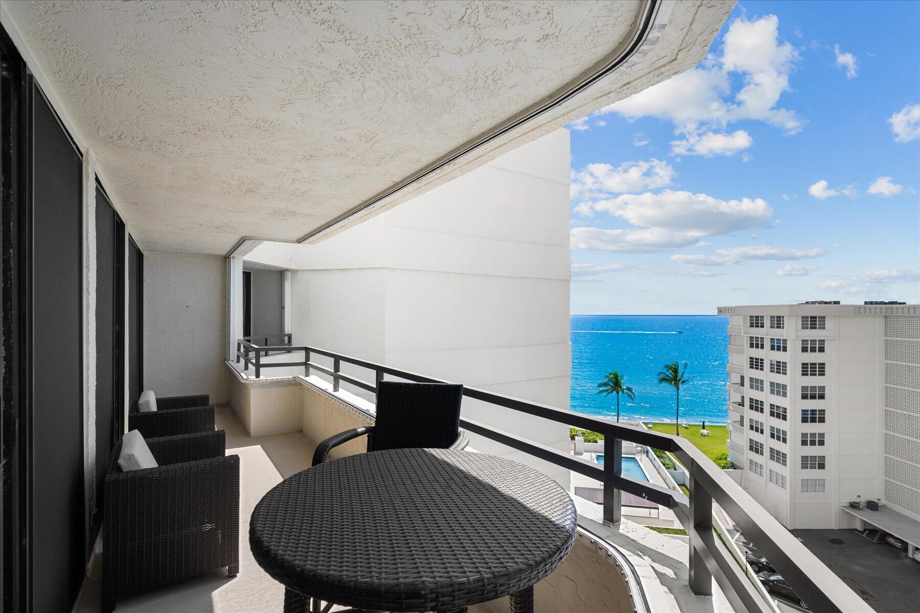 Foto de propiedad en 3560 S Ocean Boulevard 909, South Palm Beach, FL 33480 South Palm Beach con MLS# 