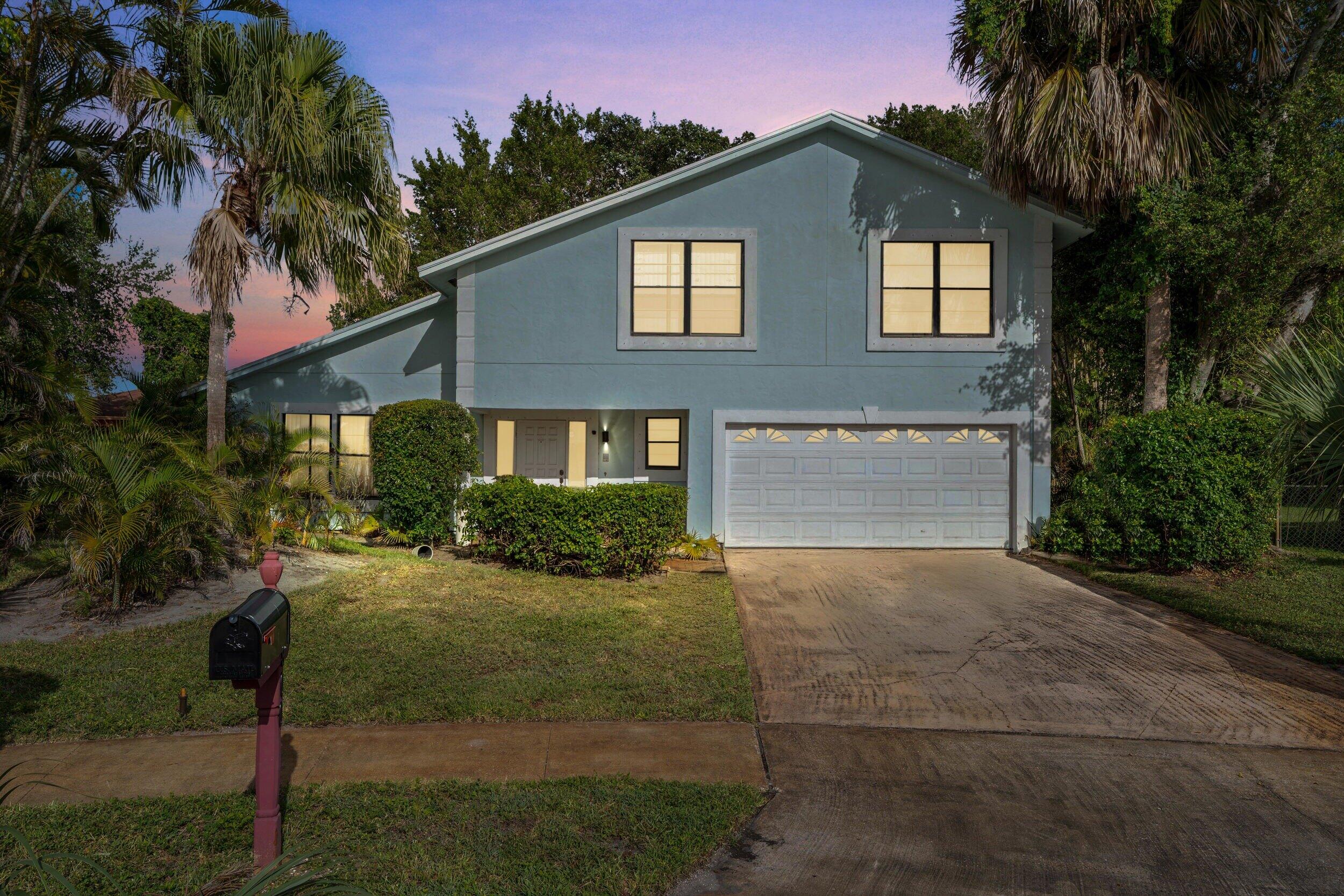 Foto de propiedad en 5900 Flatrock Road, West Palm Beach, FL 33413 West Palm Beach con MLS# 