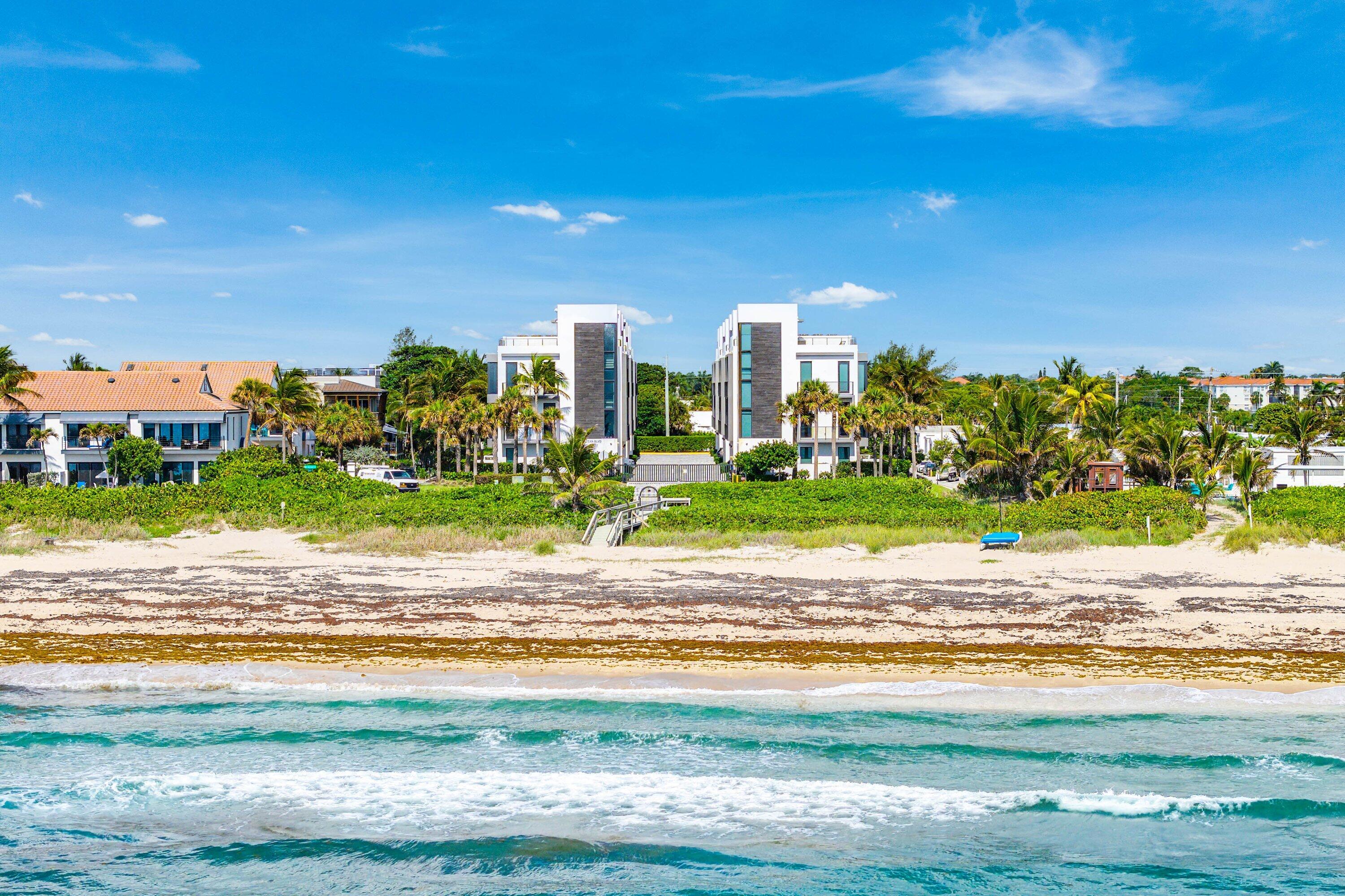 Foto de propiedad en 11501 Old Ocean Boulevard, Ocean Ridge, FL 33435 Ocean Ridge con MLS# 