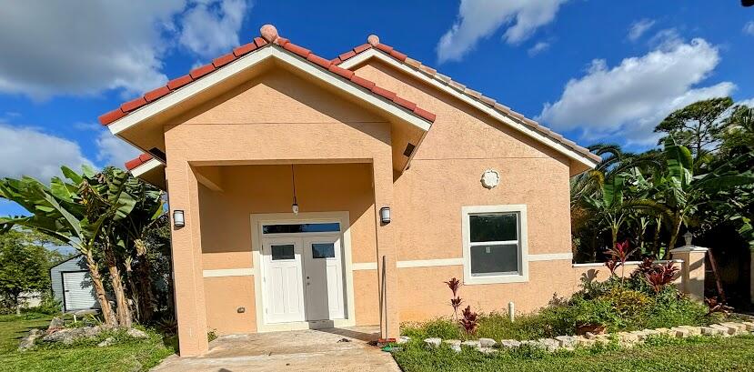 Foto de propiedad en 14715 N 82nd Ln Lane N Side House, Loxahatchee, FL 33470 Loxahatchee con MLS# 
