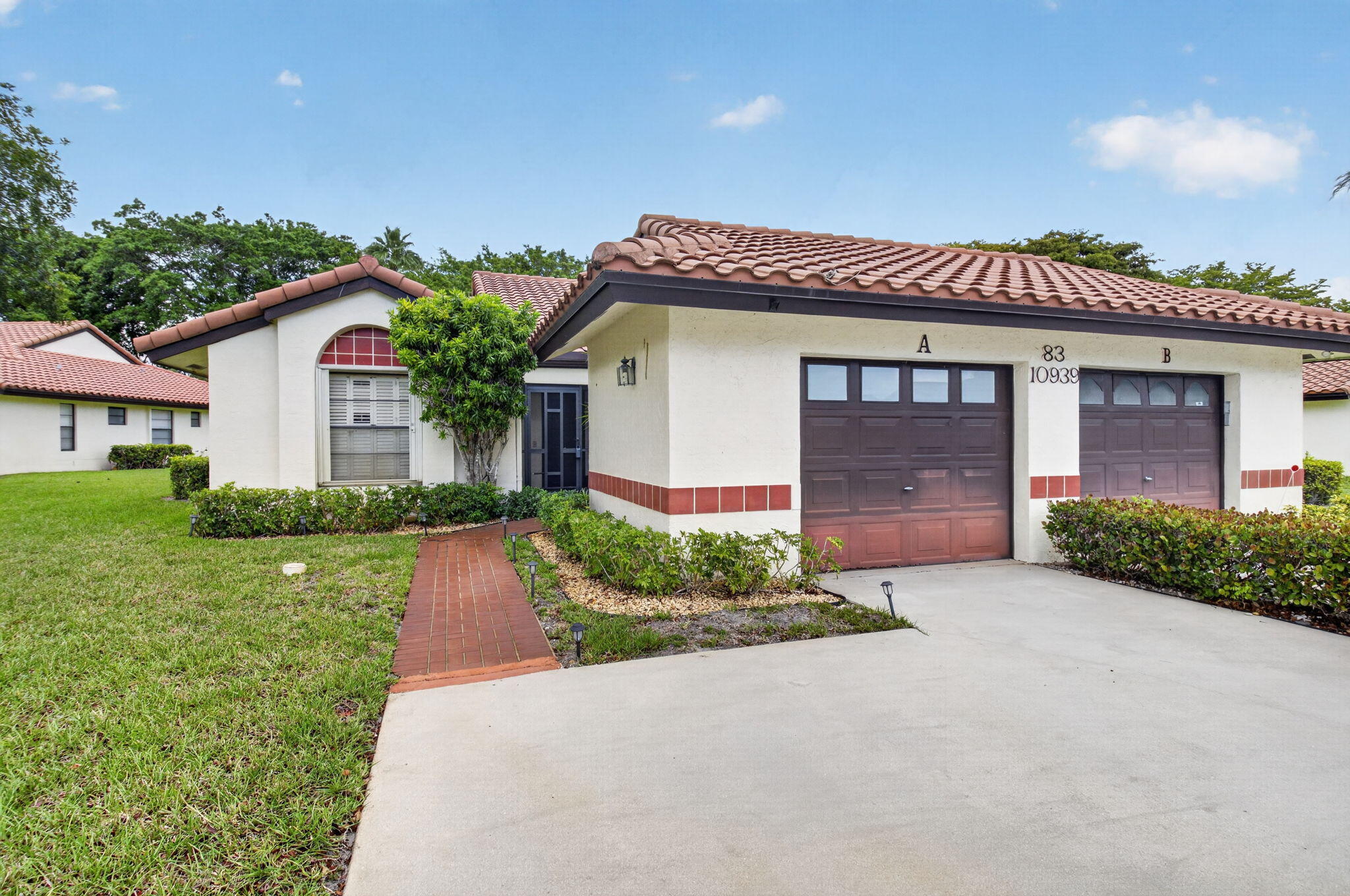 Foto de propiedad en 10939 Roebelini Palm Court A, Boynton Beach, FL 33437 Boynton Beach con MLS# 