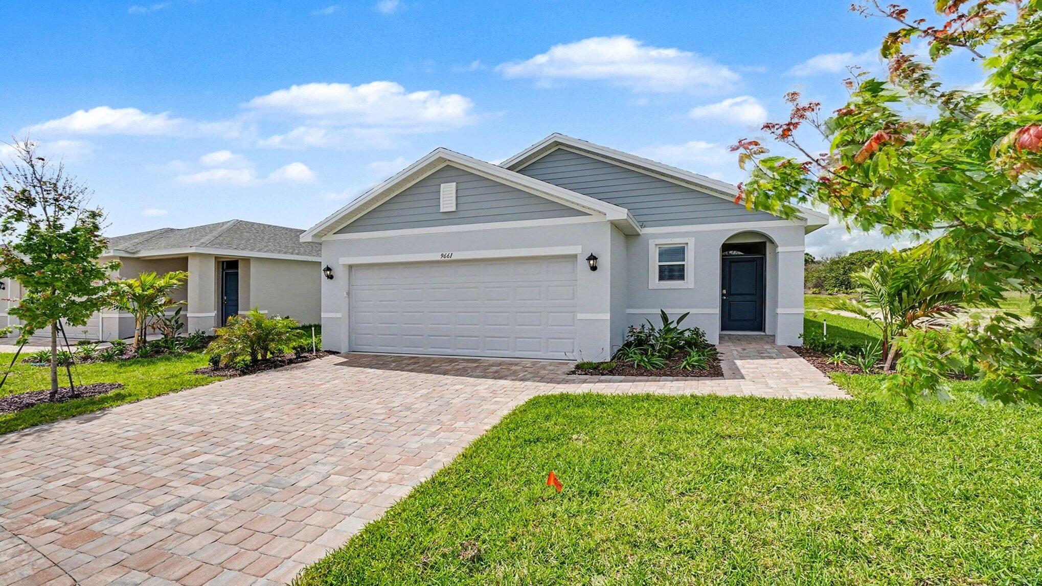 Foto de propiedad en 9597 Venetian Square, Vero Beach, FL 32966 Vero Beach con MLS# 