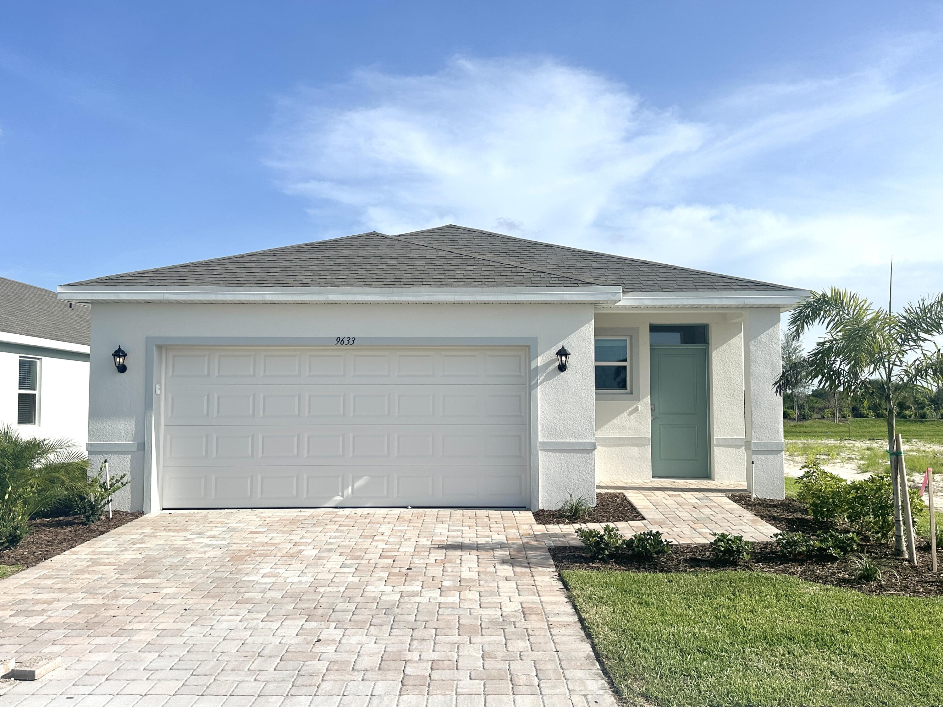 Foto de propiedad en 9633 Venetian Square, Vero Beach, FL 32966 Vero Beach con MLS# 