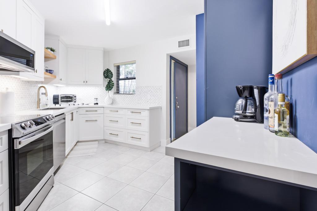 Foto de propiedad en 5800 Camino Del Sol Apt 106, Boca Raton, FL 33433 Boca Raton con MLS# 
