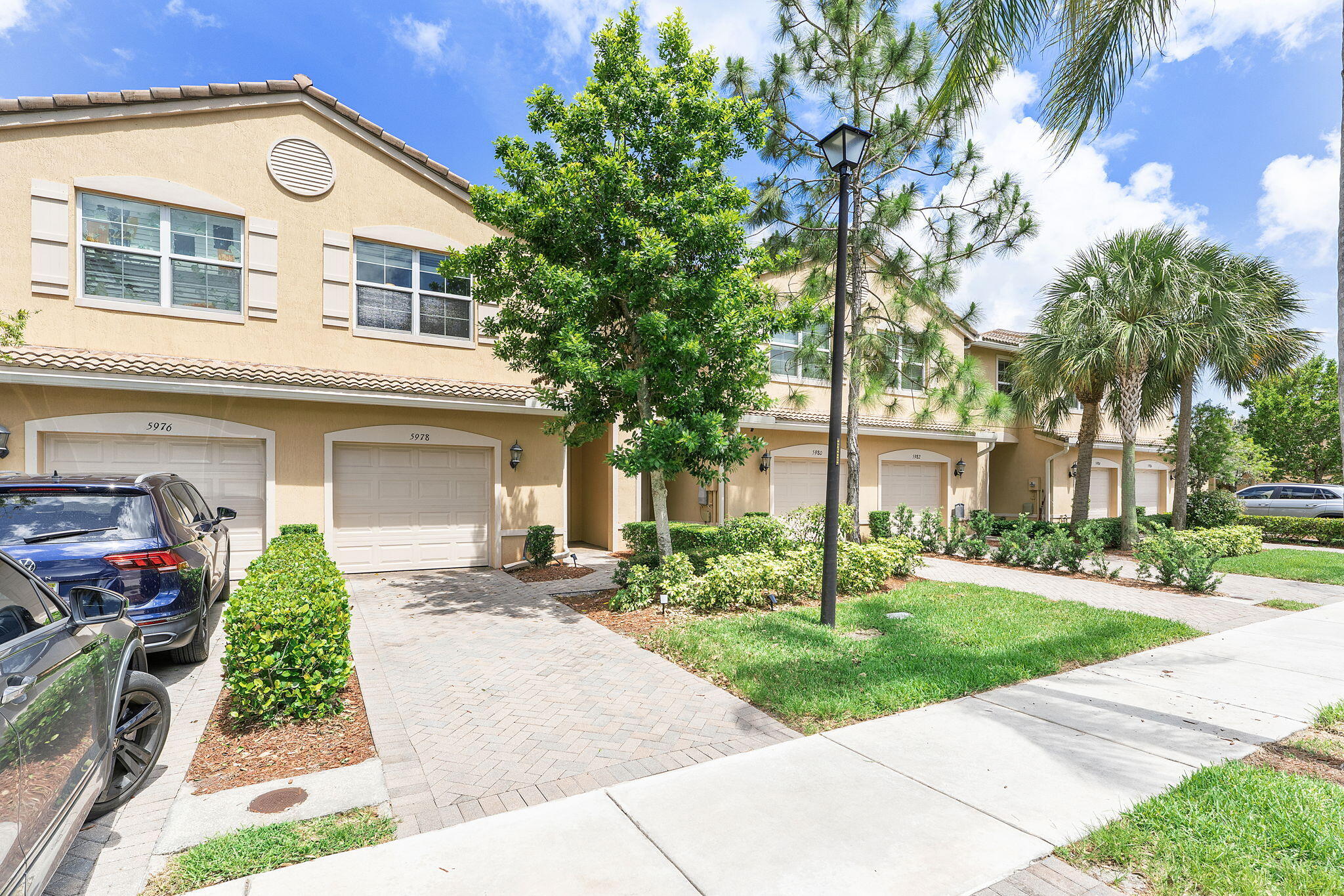 Foto de propiedad en 5978 Monterra Club Drive, Lake Worth, FL 33463 Lake Worth con MLS# 