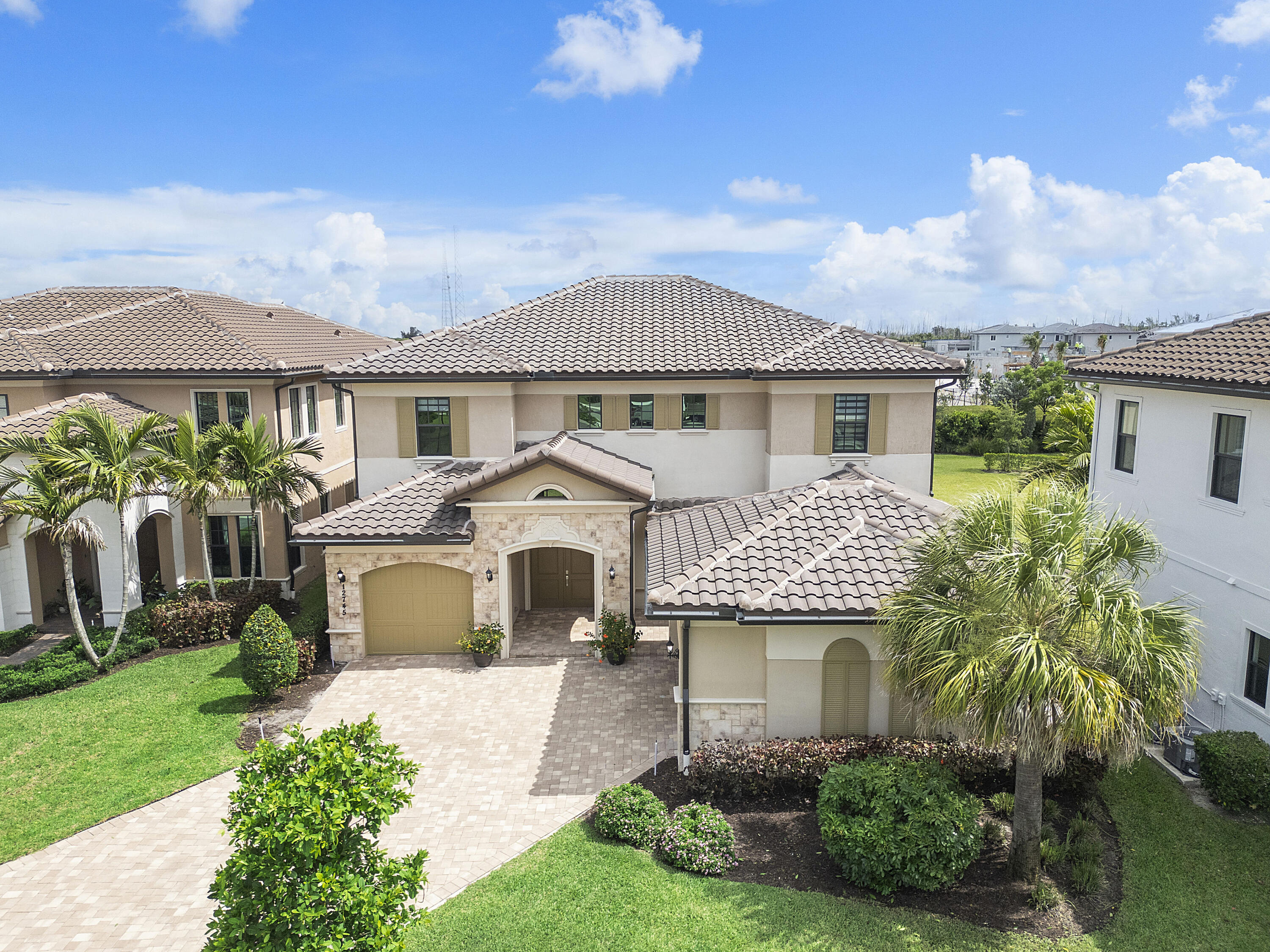 Foto de propiedad en 12745 Bayside Court, Parkland, FL 33076 Parkland con MLS# 