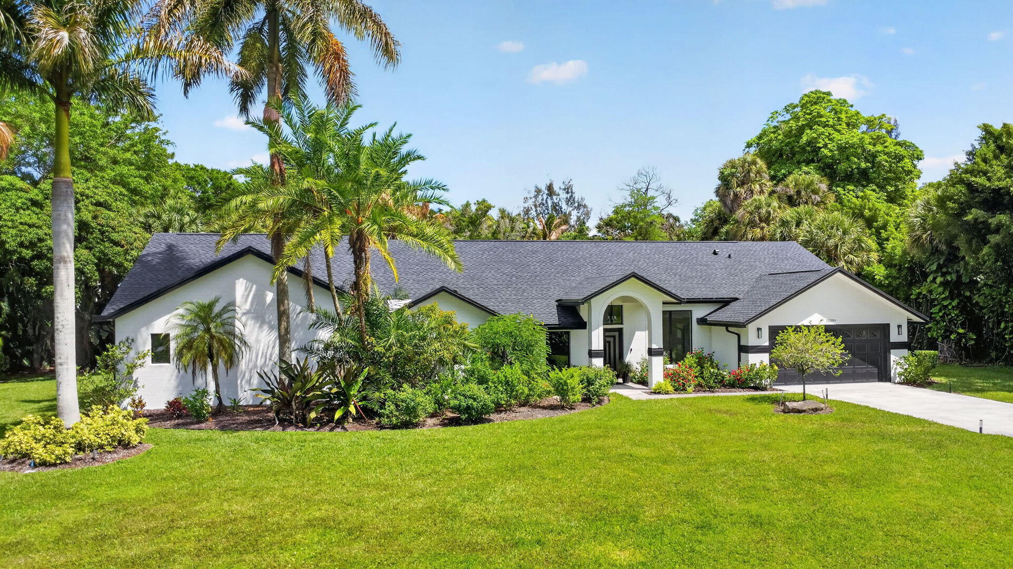 Foto de propiedad en 13399 Doubletree Circle, Wellington, FL 33414 Wellington con MLS# 