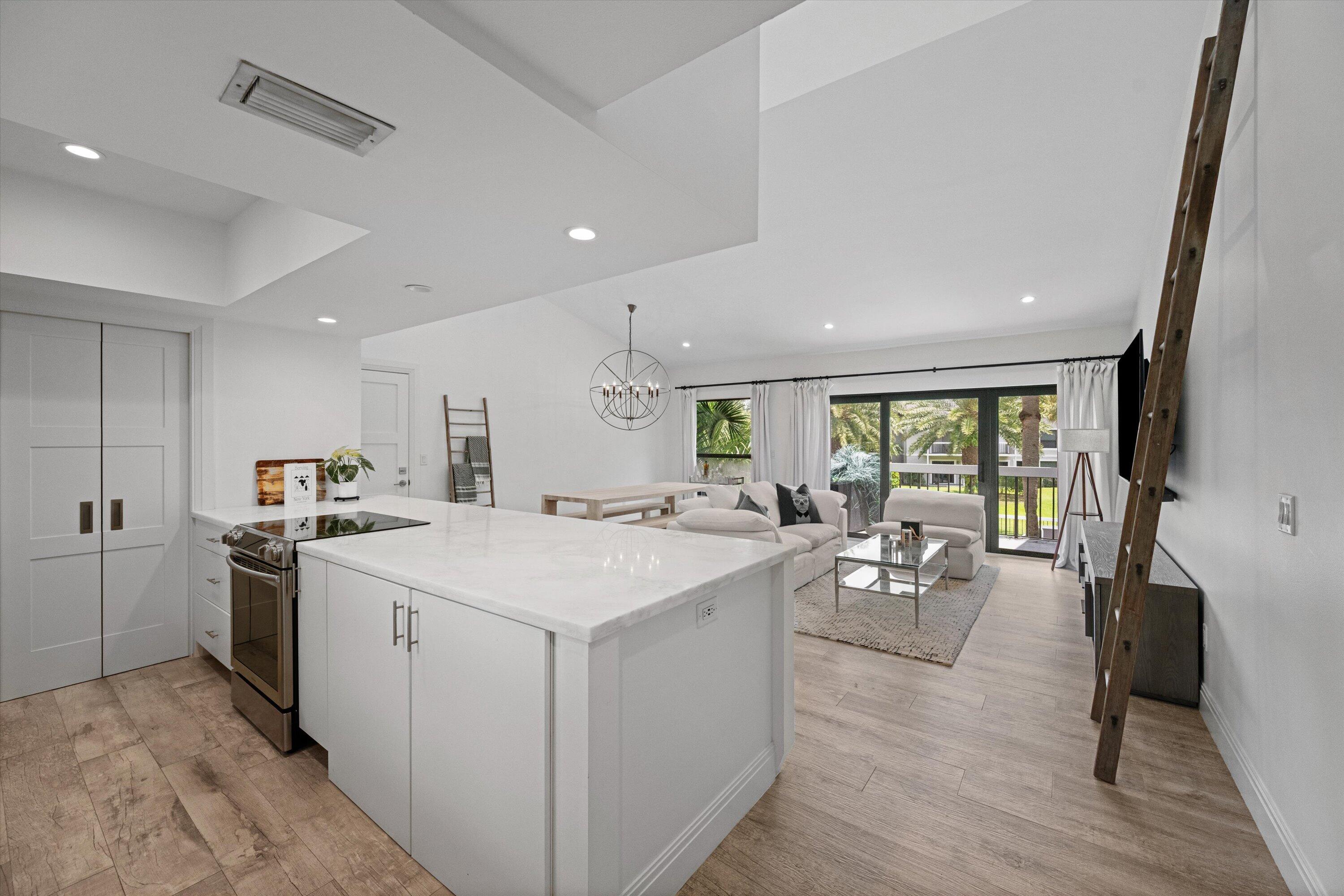 Foto de propiedad en 11863 Wimbledon Circle 532, Wellington, FL 33414 Wellington con MLS# 