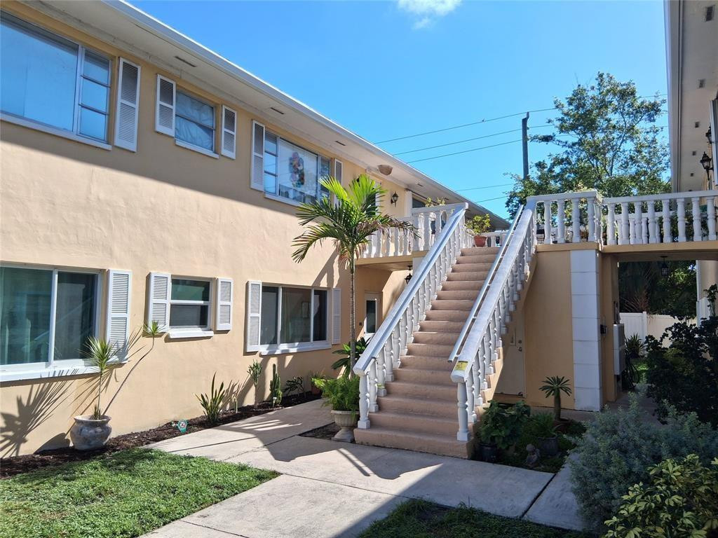 Foto de propiedad en 5720 NE 22nd Way 406, Fort Lauderdale, FL 33308 Fort Lauderdale con MLS# 