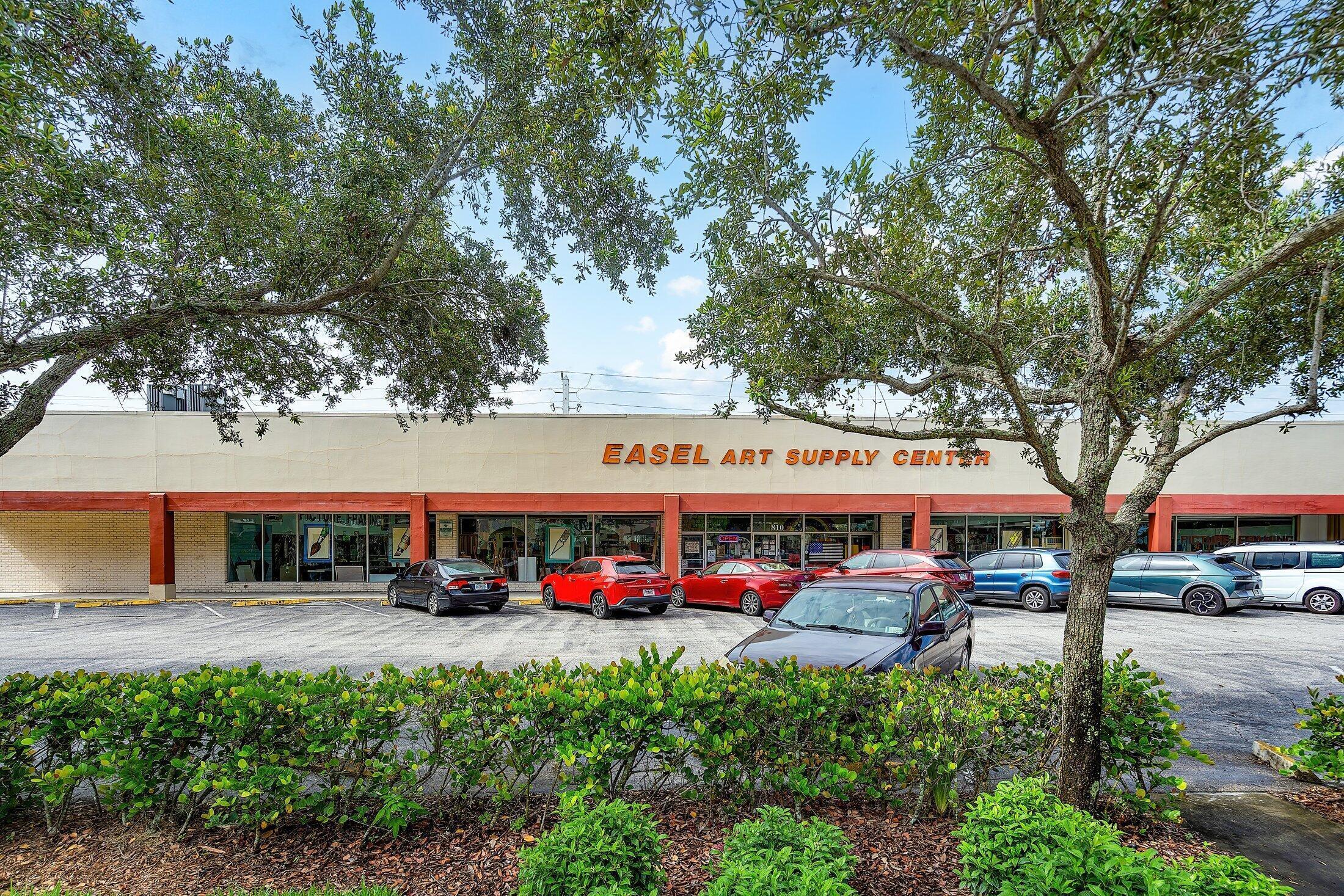 Foto de propiedad en 810 Park Avenue, Lake Park, FL 33403 Lake Park con MLS# 