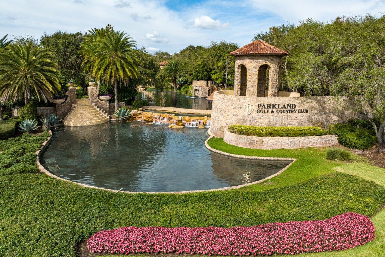 Foto de propiedad en 7616 Old Thyme Court 11b, Parkland, FL 33076 Parkland con MLS# 