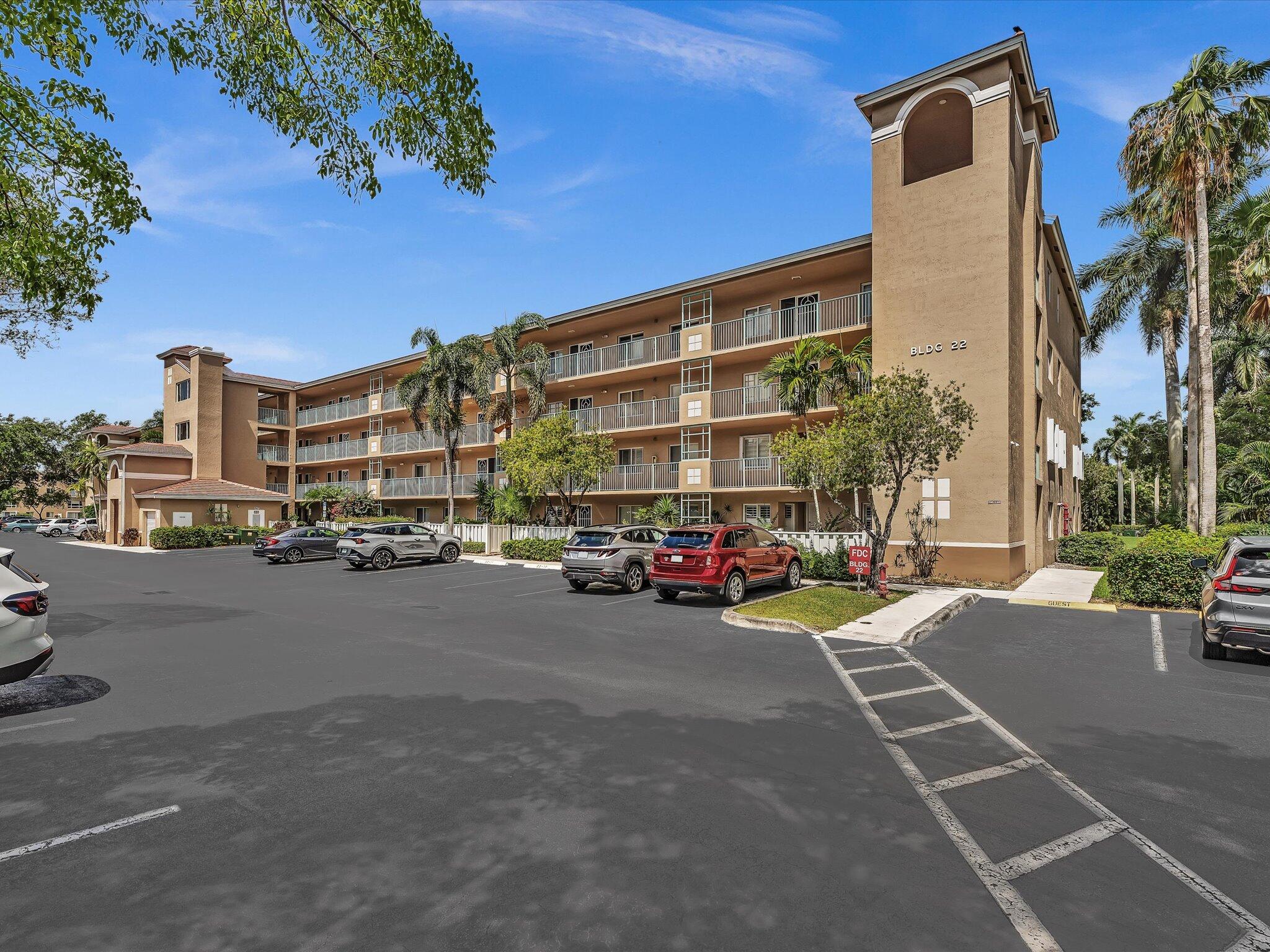 Foto de propiedad en 12511 Imperial Isle Drive 402, Boynton Beach, FL 33437 Boynton Beach con MLS# 
