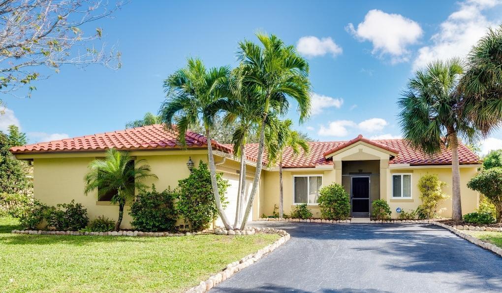 Alquilada 5514 NW 41st Terrace, Coconut Creek, FL 33073, Coconut Creek, FL 33073