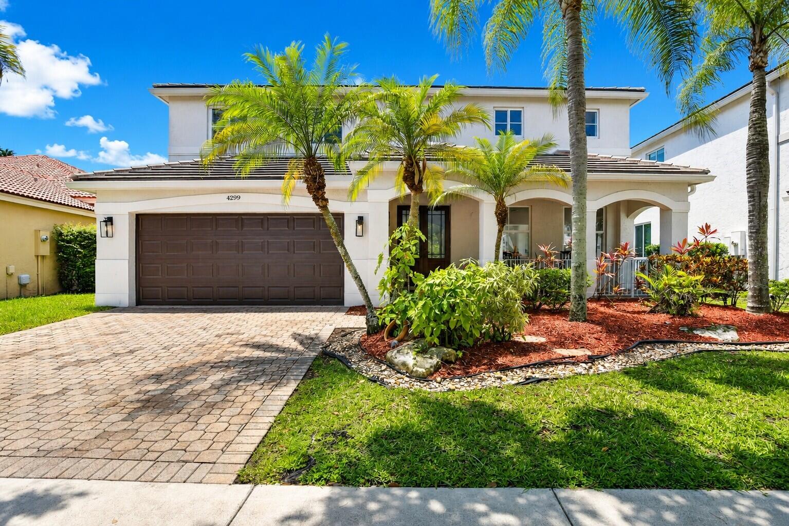 Foto de propiedad en 4299 Laurel Ridge Circle, Weston, FL 33331 Weston con MLS# 