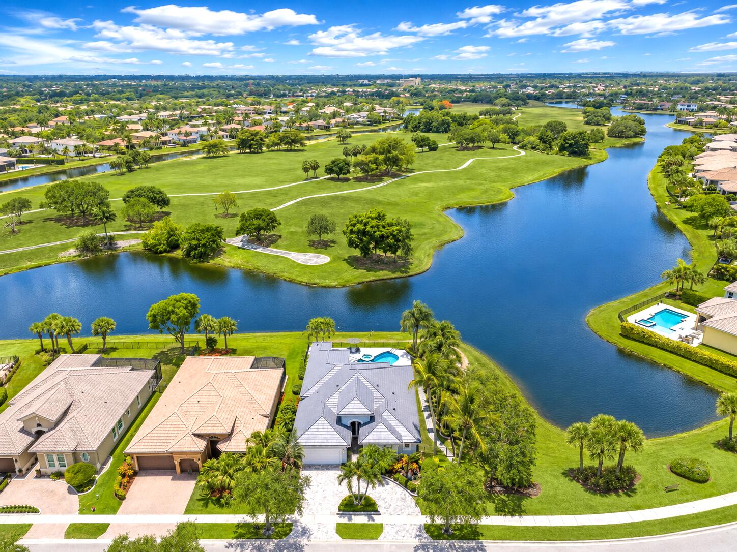Foto de propiedad en 7750 NW 120th Drive, Parkland, FL 33076 Parkland con MLS# 