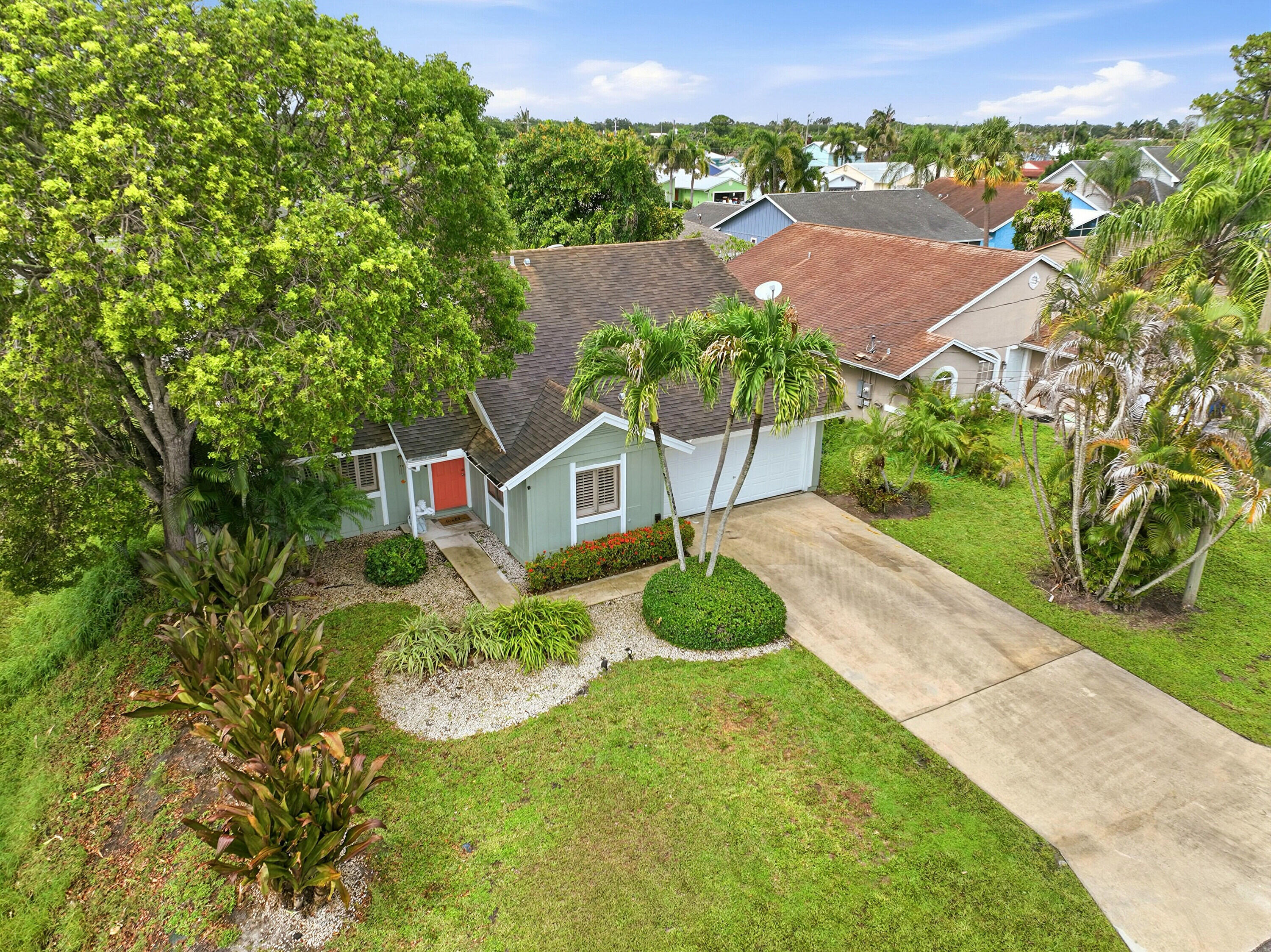 Foto de propiedad en 6273 Barbara Street, Jupiter, FL 33458 Jupiter con MLS# 