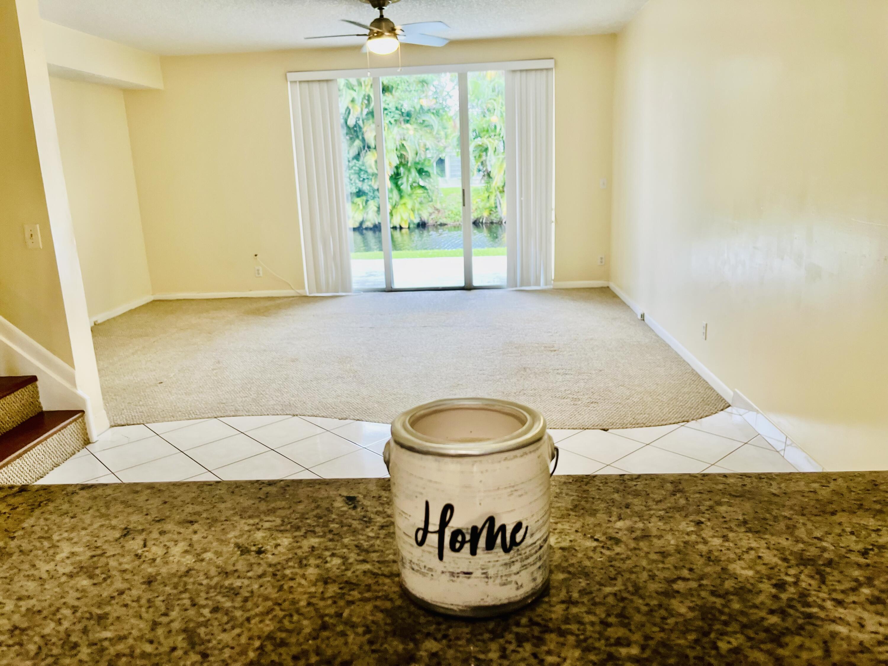 Foto de propiedad en 2317 SW 82nd Terrace, North Lauderdale, FL 33068 North Lauderdale con MLS# 
