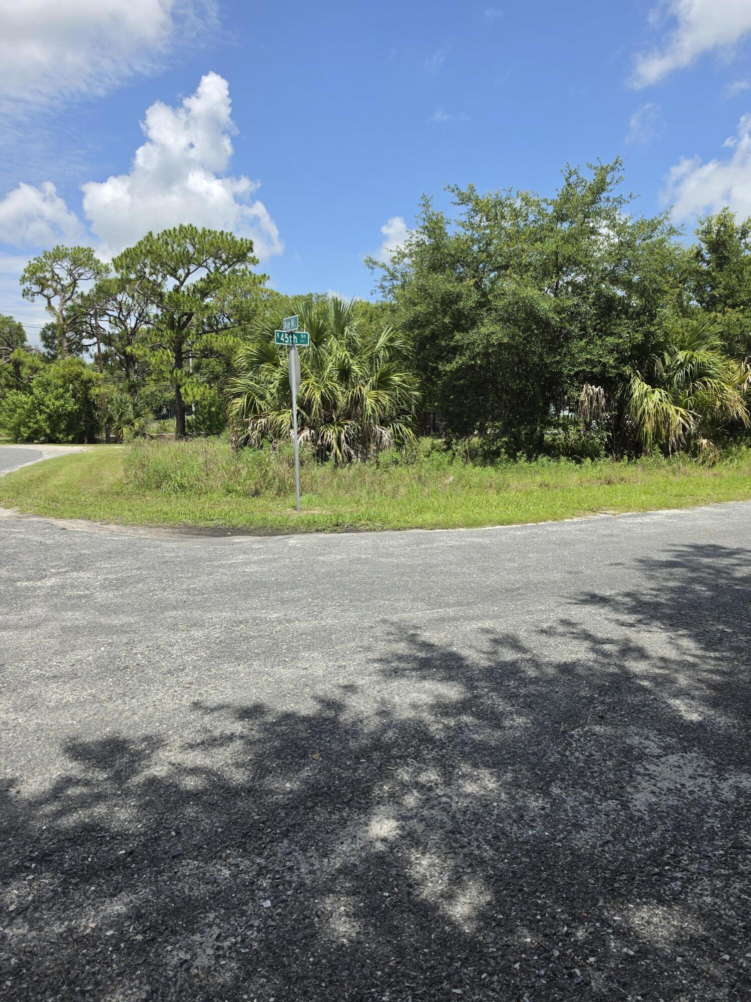 Foto de propiedad en Tbd Ave M, Fort Pierce, FL 34947 Fort Pierce con MLS# 