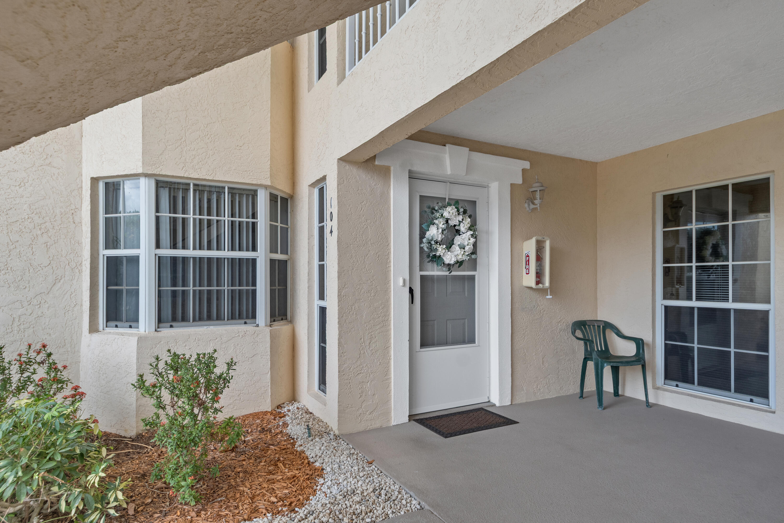 Foto de propiedad en 740 Lake Orchid Circle 104, Vero Beach, FL 32962 Vero Beach con MLS# 
