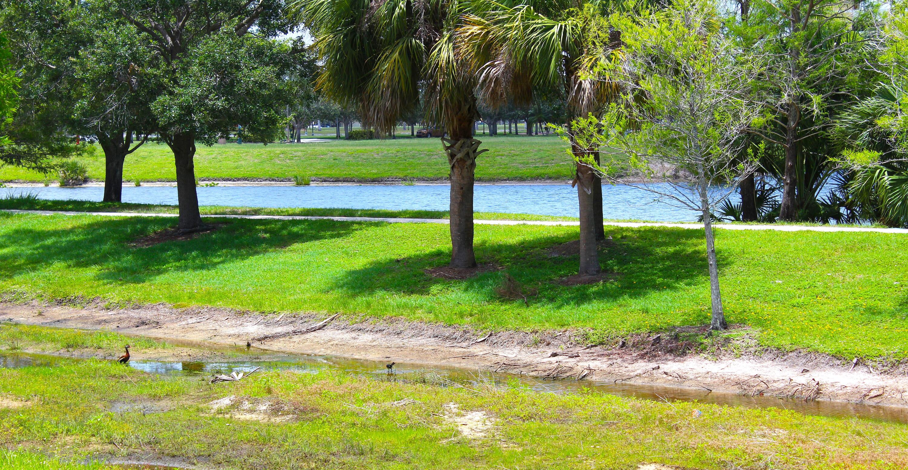 Foto de propiedad en 1500 SE Royal Green Circle 102, Port St. Lucie, FL 34952 Port St. Lucie con MLS# 