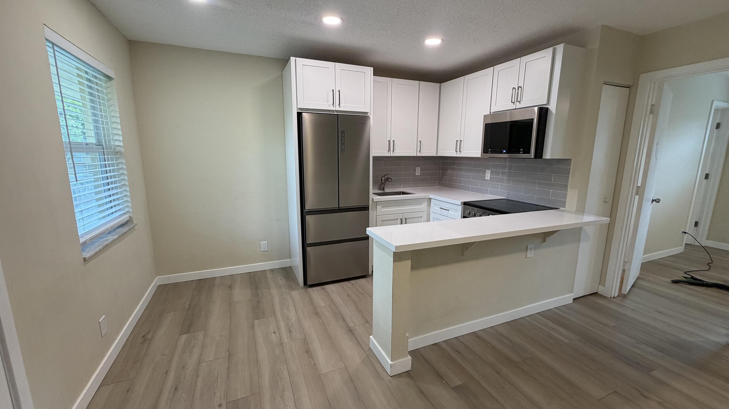 Foto de propiedad en 5168 NE 6th Avenue 431, Oakland Park, FL 33334 Oakland Park con MLS# 