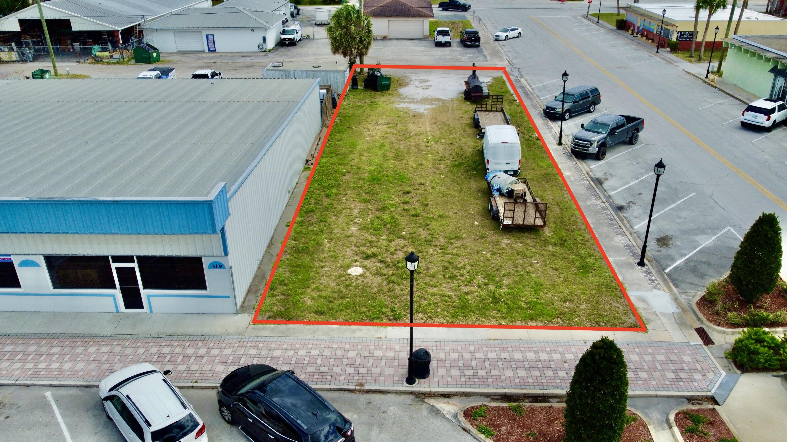 Foto de propiedad en 205 SW Park Street, Okeechobee, FL 34972 Okeechobee con MLS# 