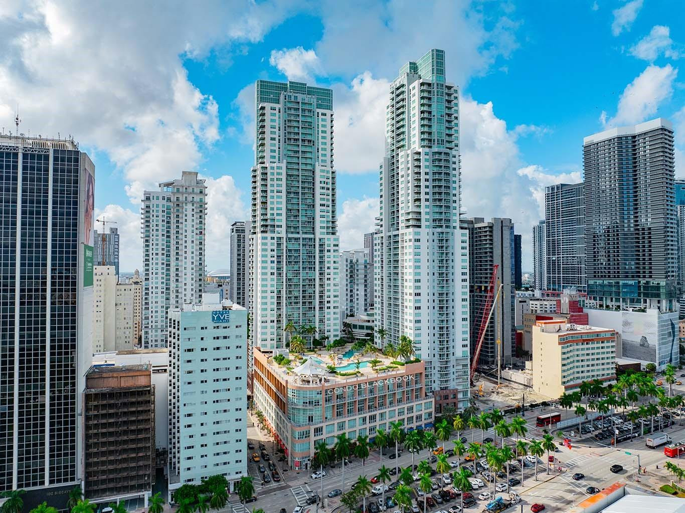 Foto de propiedad en 253 NE 2nd Street 3208, Miami, FL 33132 Miami con MLS# 