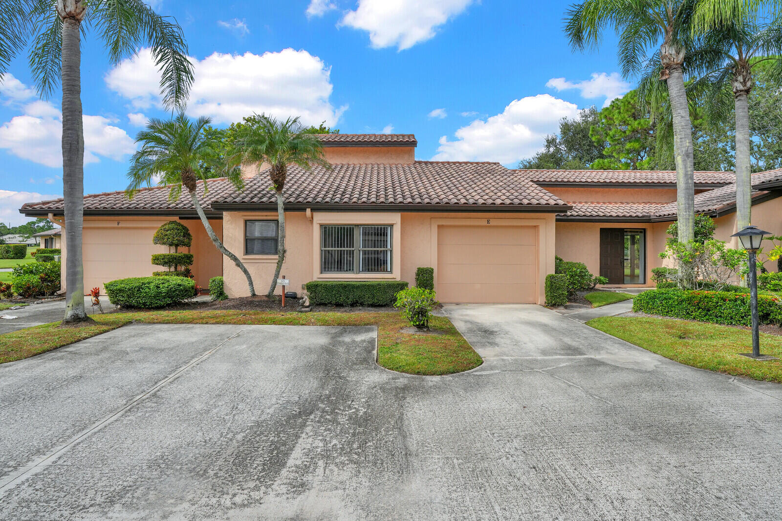 Foto de propiedad en 3705 SW Quail Meadow Trail E, Palm City, FL 34990 Palm City con MLS# 