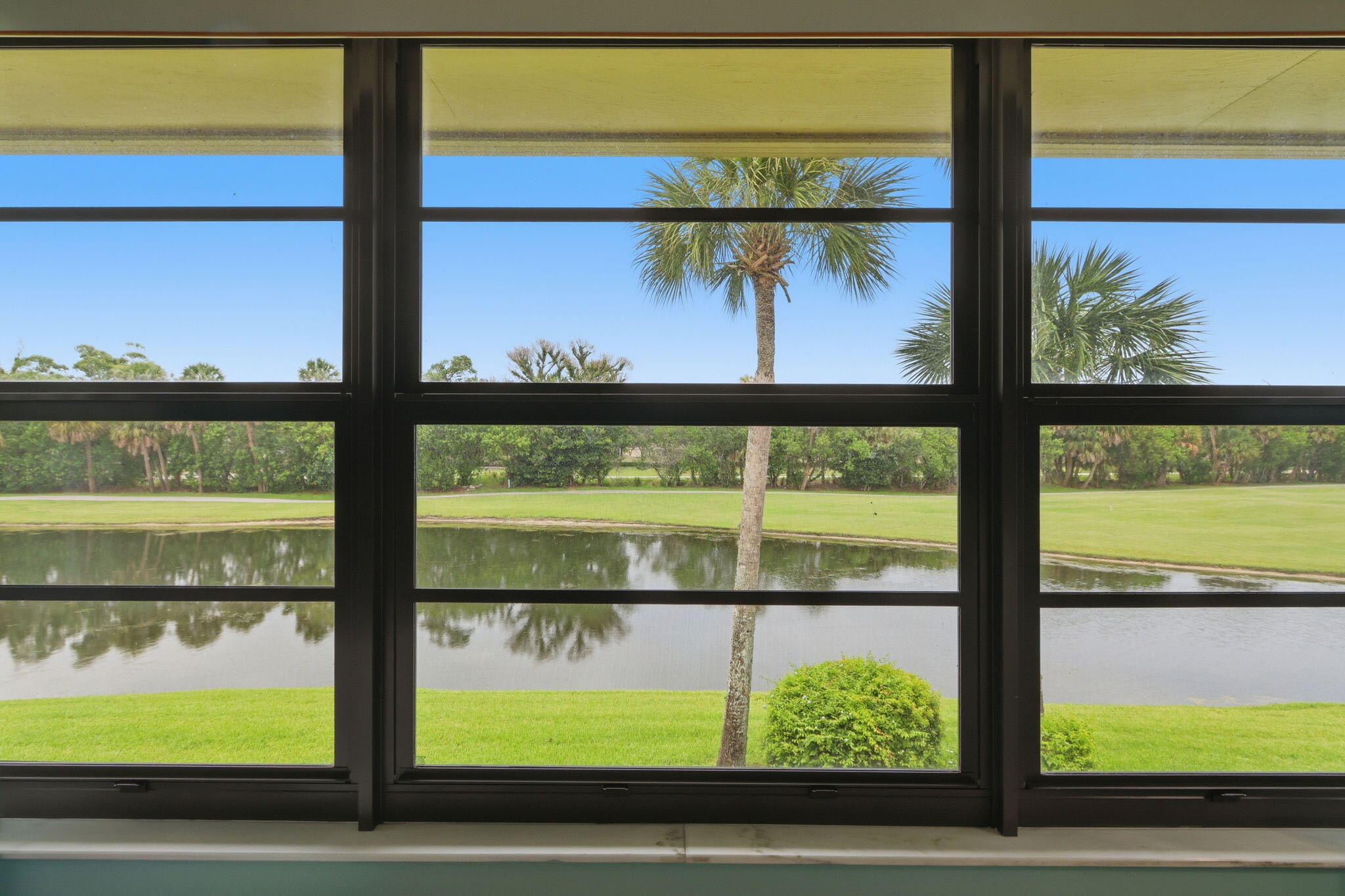 Foto de propiedad en 29 Plantation Drive 202, Vero Beach, FL 32966 Vero Beach con MLS# 