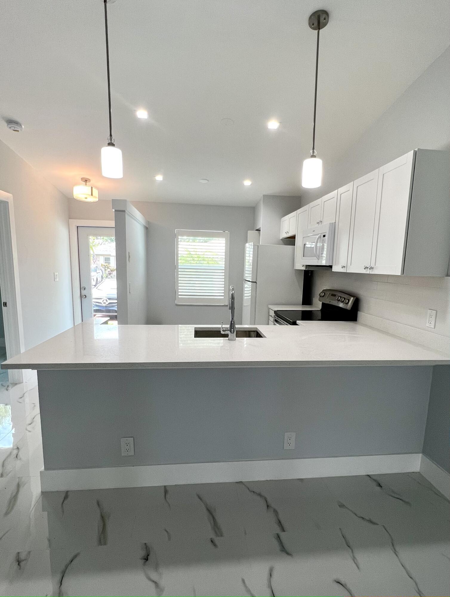 Foto de propiedad en 8743 Rheims Road B, Boca Raton, FL 33496 Boca Raton con MLS# 