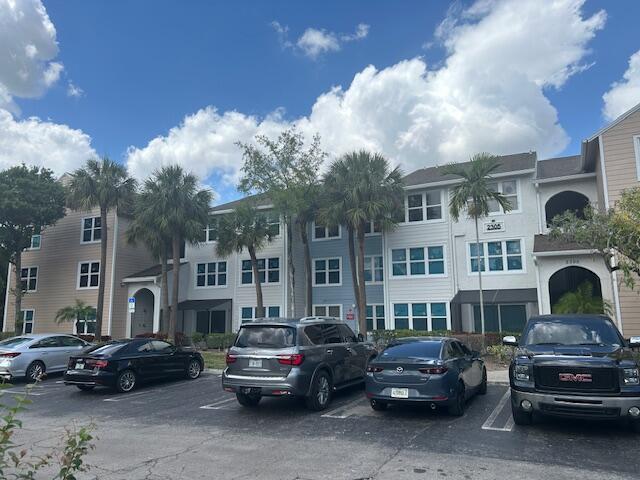 Foto de propiedad en 2305 N Congress Avenue 28, Boynton Beach, FL 33426 Boynton Beach con MLS# 