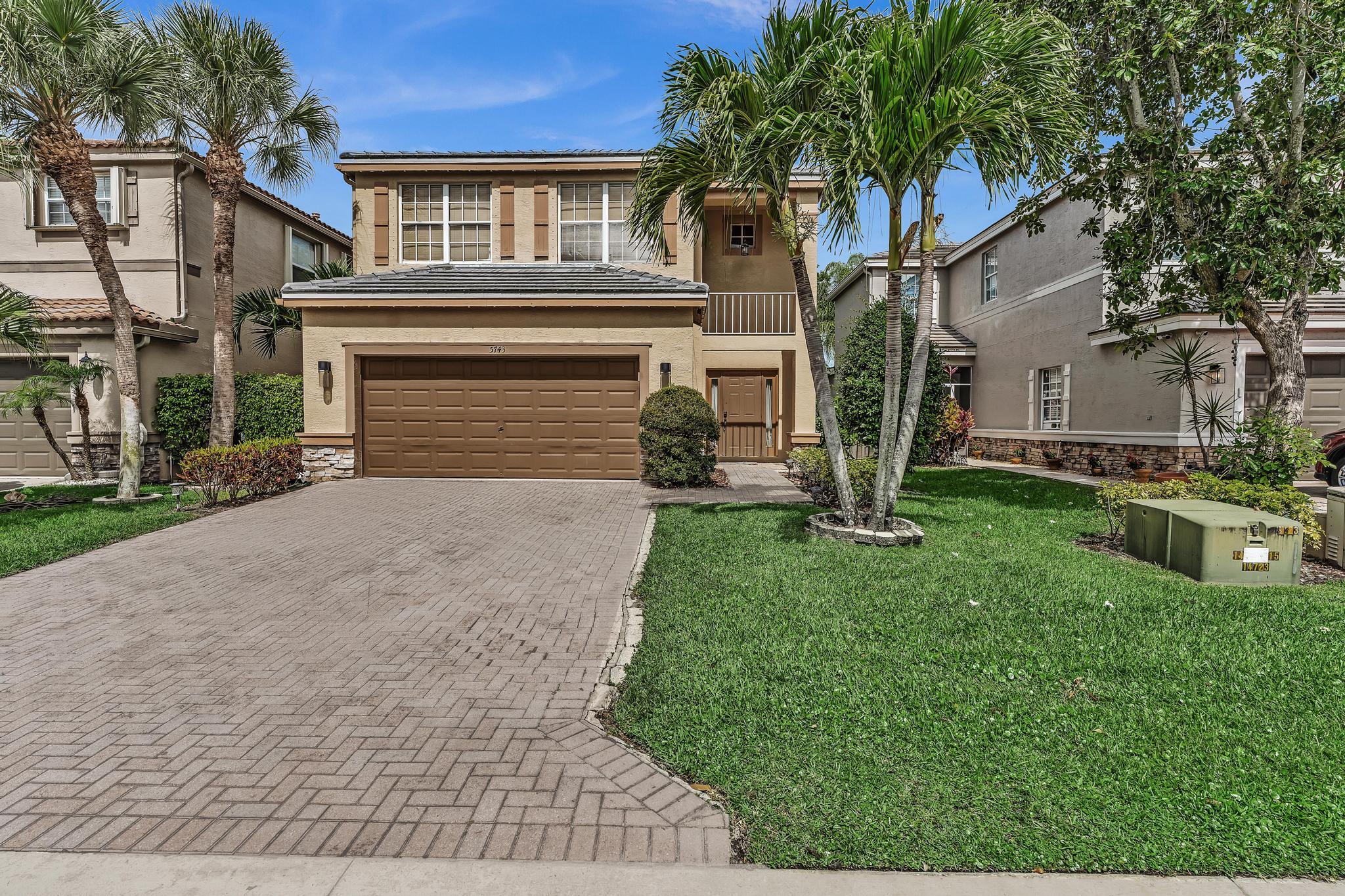 Foto de propiedad en 5743 Raceway Road, Lake Worth, FL 33449 Lake Worth con MLS# 