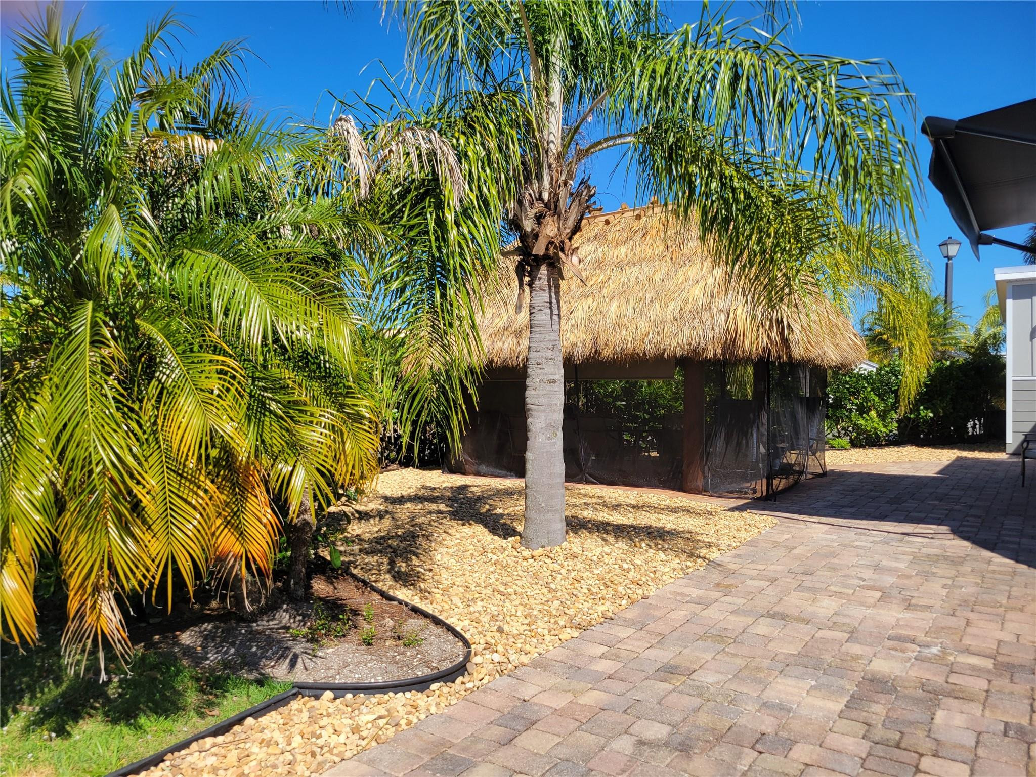 Foto de propiedad en 545 SW 40th Cove, Okeechobee, FL 34974 Okeechobee con MLS# 