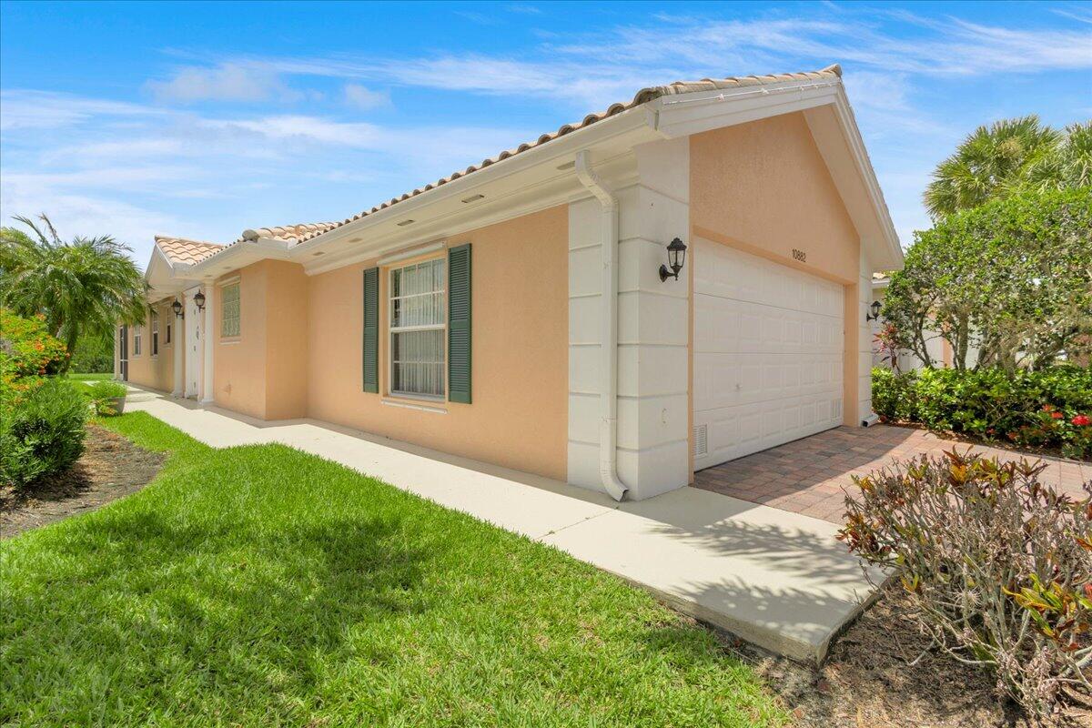 Alquilada 10882 SW Dardanelle Drive, FL 34987, FL 34987