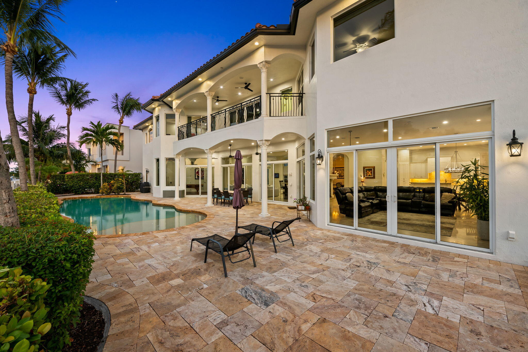 Foto de propiedad en 1261 NE 27th Way, Pompano Beach, FL 33062 Pompano Beach con MLS# 