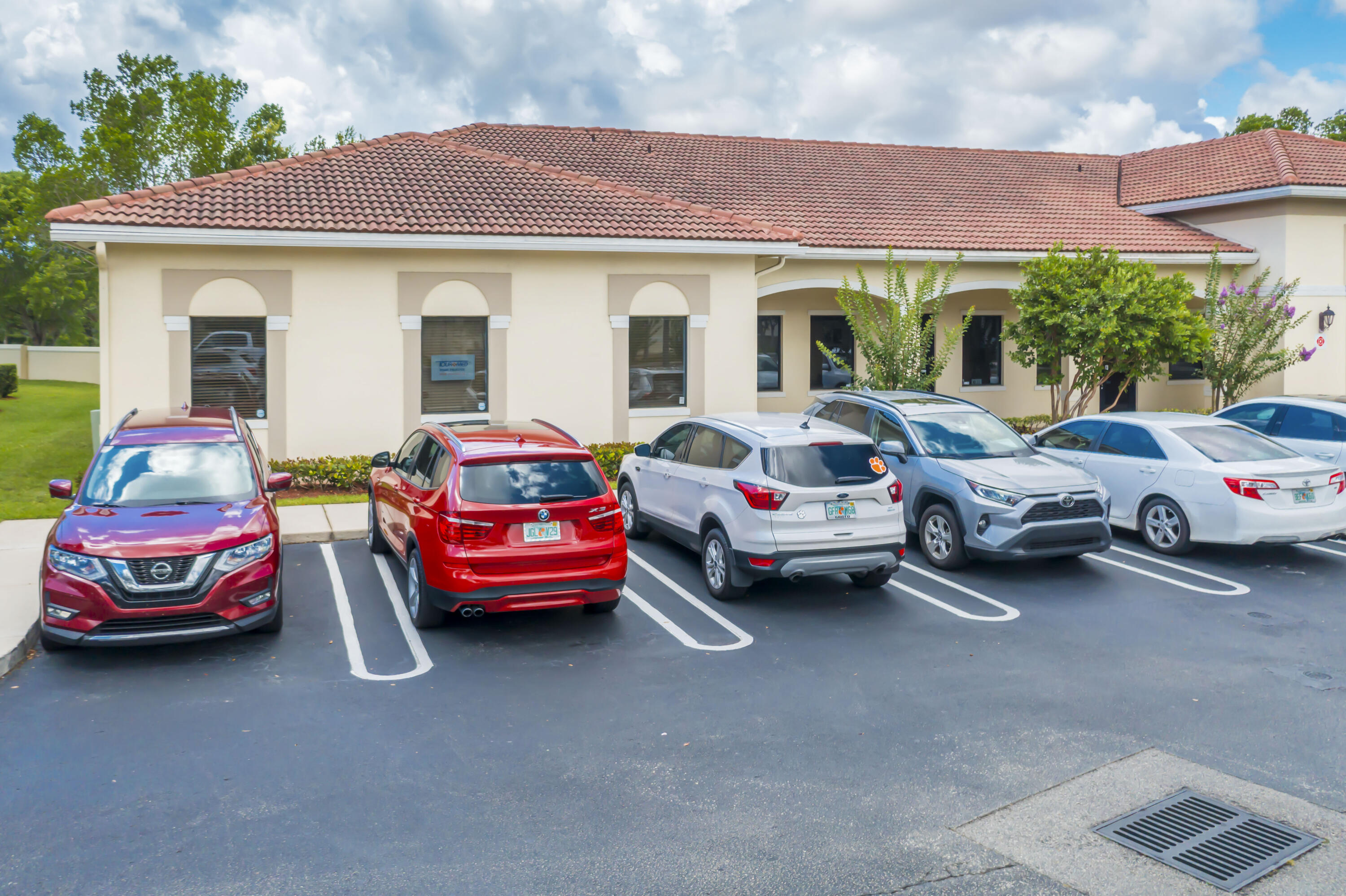 Alquilada 11776 W Sample Road 101, Coral Springs, FL 33065, Coral Springs, FL 33065