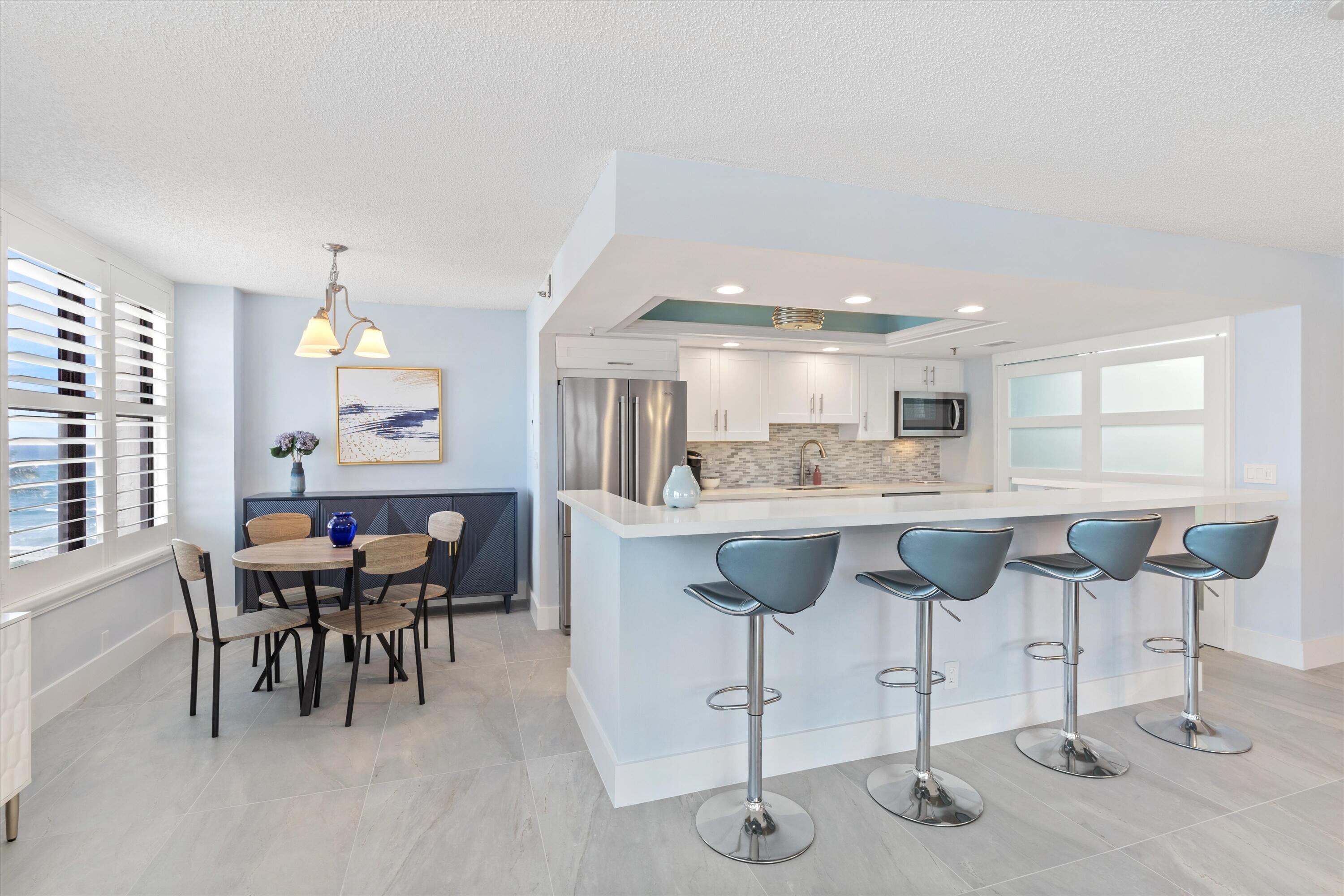 Foto de propiedad en 3115 S Ocean Boulevard 302, Highland Beach, FL 33487 Highland Beach con MLS# 