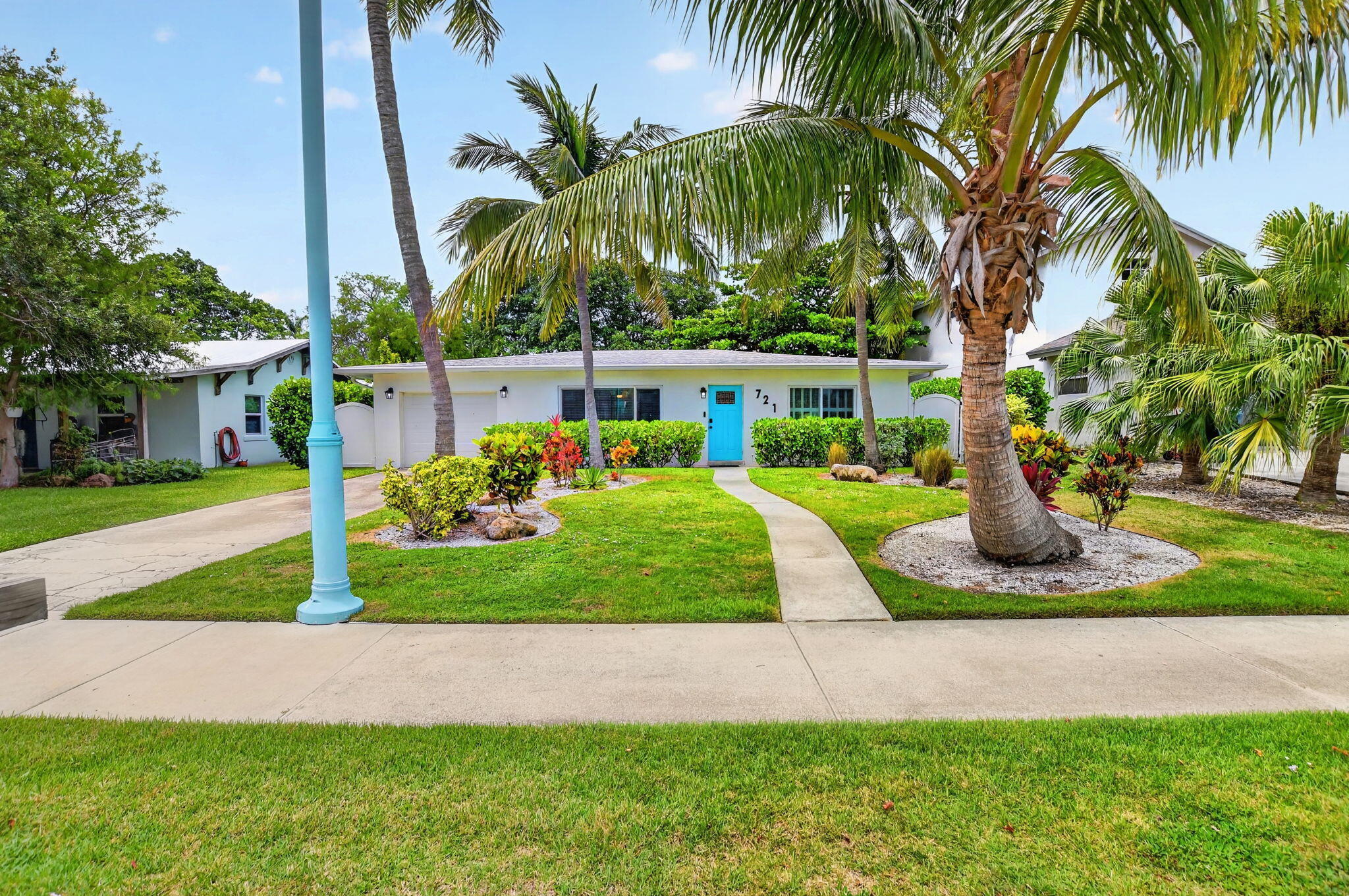 Foto de propiedad en 721 NE 8th Avenue, Boynton Beach, FL 33435 Boynton Beach con MLS# 