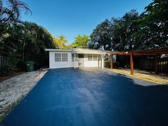 Foto de propiedad en 1660 SW 28th Avenue, Fort Lauderdale, FL 33312 Fort Lauderdale con MLS# 