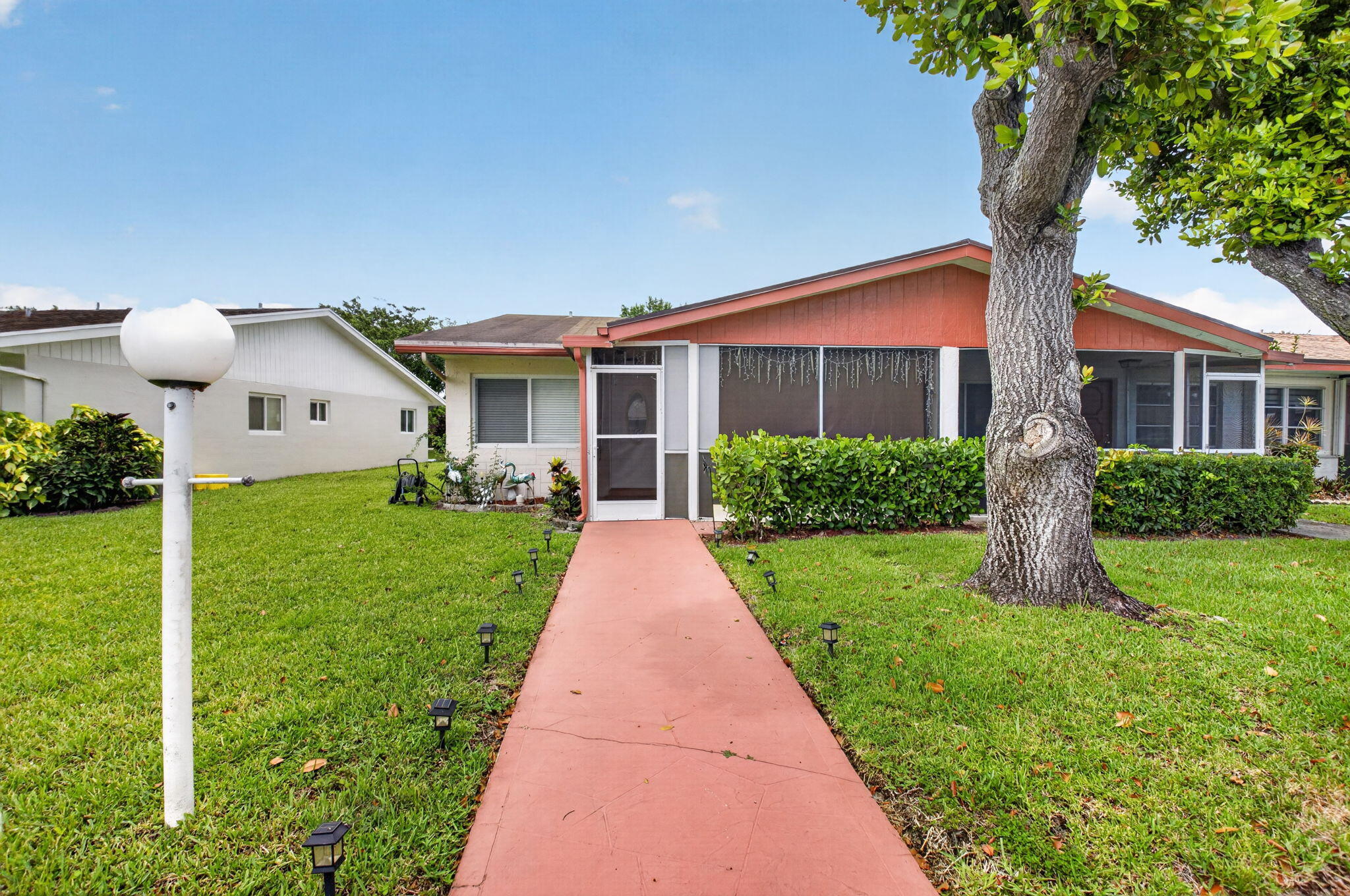 Foto de propiedad en 14232 Campanelli Drive, Delray Beach, FL 33484 Delray Beach con MLS# 