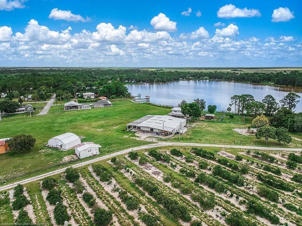 Foto de propiedad en 115 Heinley Road, Lake Placid, FL 33852 Lake Placid con MLS# 