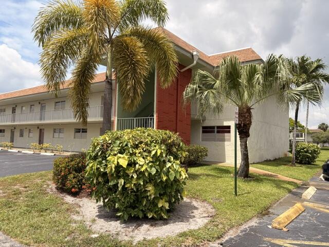 Foto de propiedad en 607 S State Rd 7 1g, Margate, FL 33068 Margate con MLS# 