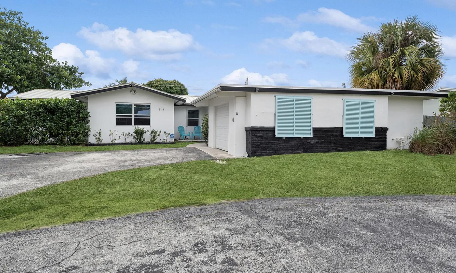 Foto de propiedad en 194 SE 27th Avenue, Boynton Beach, FL 33435 Boynton Beach con MLS# 